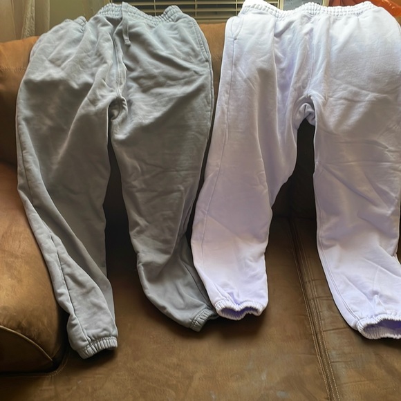 Two pairs of sweatpants. One lavender and one grey - Picture 1 of 1